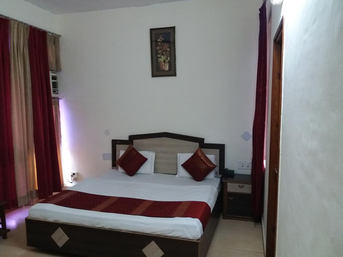 Hotel Rama Palace Katra  Esterno foto